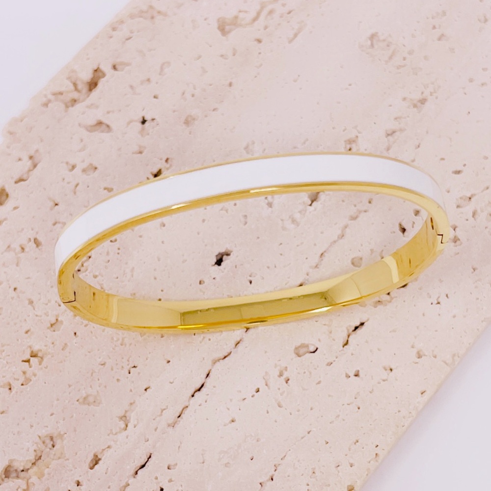 Elegant Gold and White Bangle Bracelet